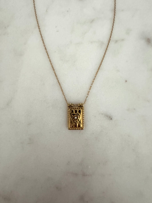 Ojito 3 Necklace